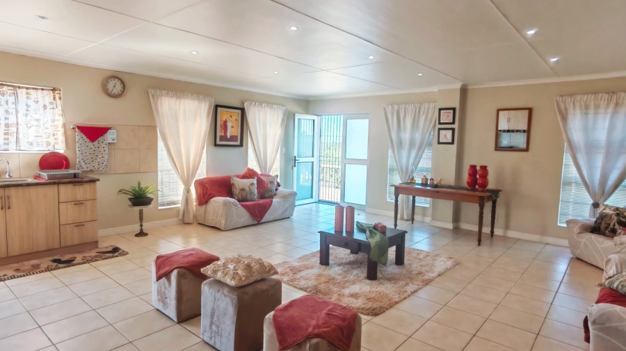 Commercial Property for Sale in Friemersheim Western Cape